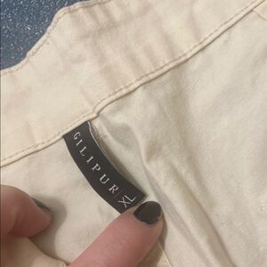 G.I.L.I. Cream Pants with Smooth Lightweight Fabric